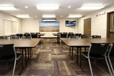 هتل New Victorian Inn & Suites Lincoln