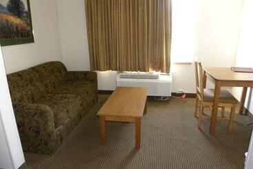 هتل New Victorian Inn & Suites Lincoln