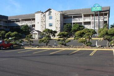 مُتل Hi Tide Oceanfront Inn