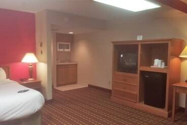 Salina Ambassador Hotel And Conference Center