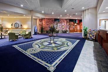Salina Ambassador Hotel And Conference Center