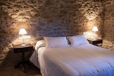 L Arceda