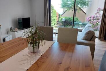 Le Denyspuech 55m2 Plein Centre Avec Jardin!