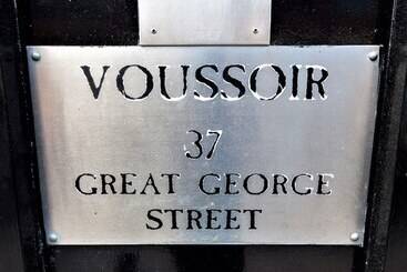 Voussoir Apartments