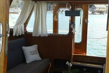 هتل Audierne Yachting Yacht Time Out