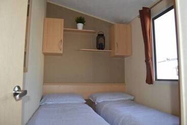 هتل Luxury 3 Bed Caravan Lakes Haven Site
