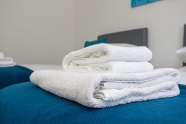 Lowcay Apartments