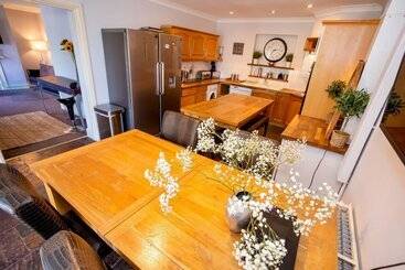 Croyde Beach Haven 5 Bedrooms