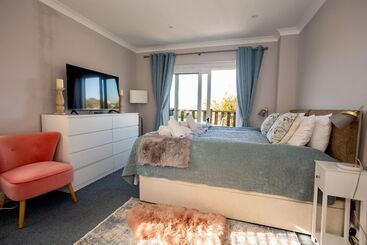 Croyde Beach Haven 5 Bedrooms