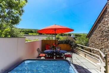 Croyde Thatchers Hideaway 2 Bedrooms