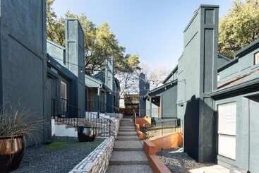 Locale Bouldin Creek   Austin