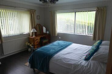 Cobden View
