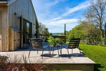 ツーリストアパートメント Sunnybrook   A Luxurious Carbon Neutral House Close To Beach, Shaldon