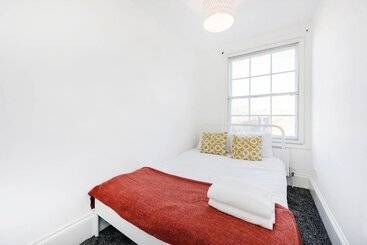 Pml Apartments Harewood