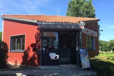 Camping Des Gorges De L Allier
