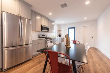 Newly Remodeled 3 Bdr House Near Dodgers Stadium