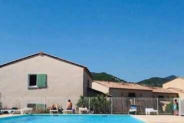 اقامتگاه Résidences La Tour Du Guet