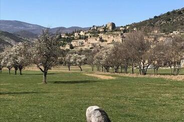 اقامتگاه Résidences La Tour Du Guet