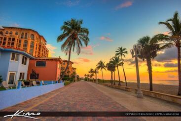Beautiful Property In Hallandale Beach!!!