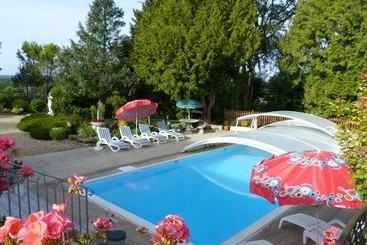 קוטג'' Domaine Du Parc