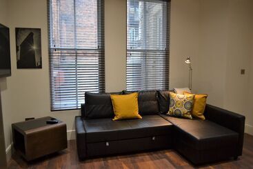 Onpoint Apartments   Deluxe Apartment City Centre Ideal Location!