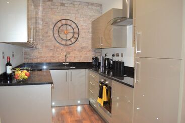 Onpoint Apartments   Deluxe Apartment City Centre Ideal Location!