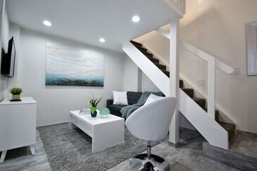Hobe Lofts By Designedvr