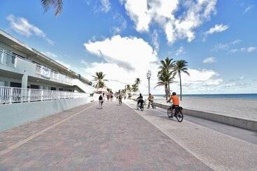 Hobe Lofts By Designedvr