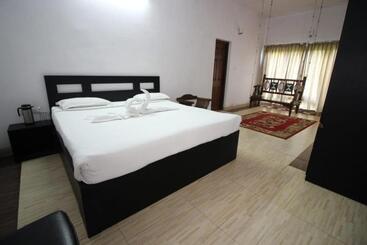 هتل Mount  N  Mist