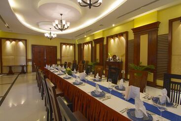 هتل Pacific Premier Resort & Spa
