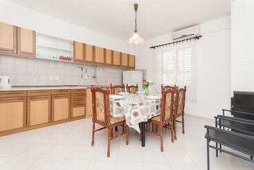 Apartment Slavko