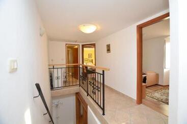 Apartment Stari Grad