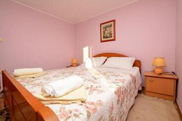 Apartment Stari Grad