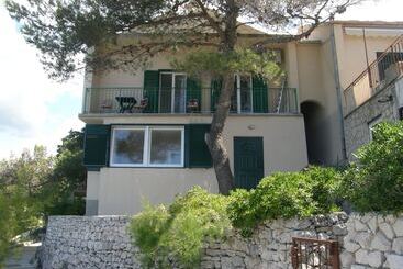 ツーリストアパートメント Apartment Vlasta