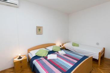 Apartment Zlatko