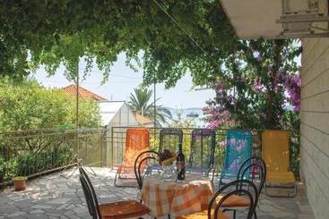Apartments Zdravko Comfortable & Close To The Sea