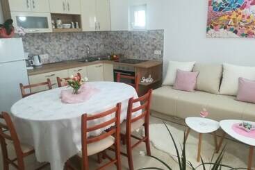 Apartments Zvonimir