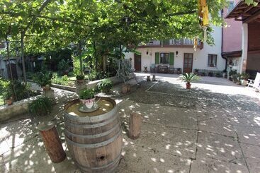 La Bella Corte