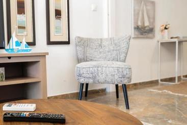Unique Apartment In Glyfada Center