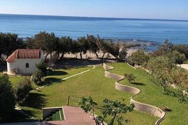 Villa Kivotos