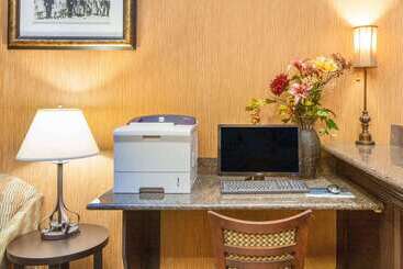 هتل Baymont By Wyndham Branson   On The Strip
