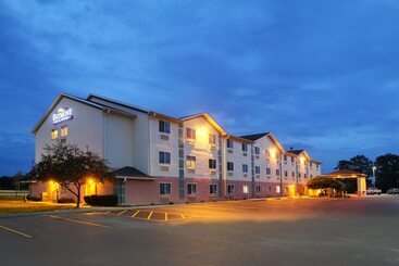 هتل Baymont By Wyndham Galesburg
