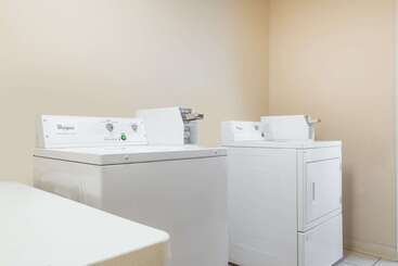 هتل Baymont By Wyndham Georgetown