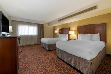 هتل Best Western Plus North Miami Bal Harbour