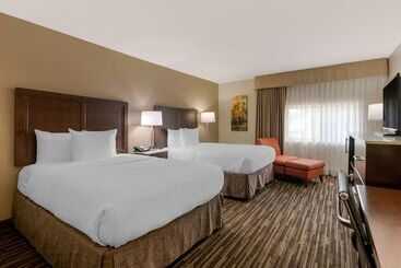 هتل Best Western Plus North Miami Bal Harbour