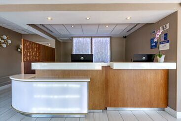 هتل Best Western Plus North Miami Bal Harbour