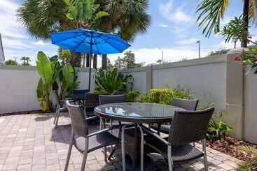 هتل Best Western Plus North Miami Bal Harbour