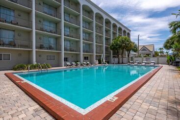 هتل Best Western Plus North Miami Bal Harbour
