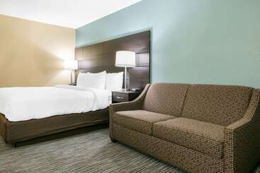 هتل Quality Inn Dayton Airport