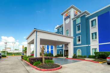هتل Comfort Inn & Suites Fm1960 Champions